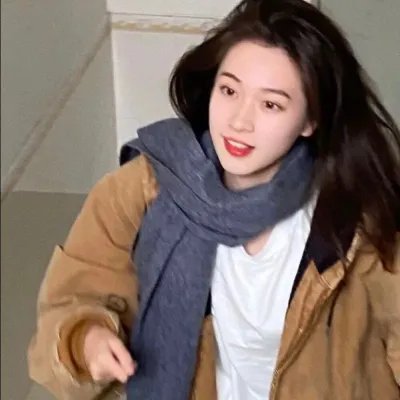 巴黎来的女孩海报