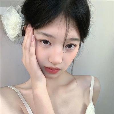 酒窟藏娇海报